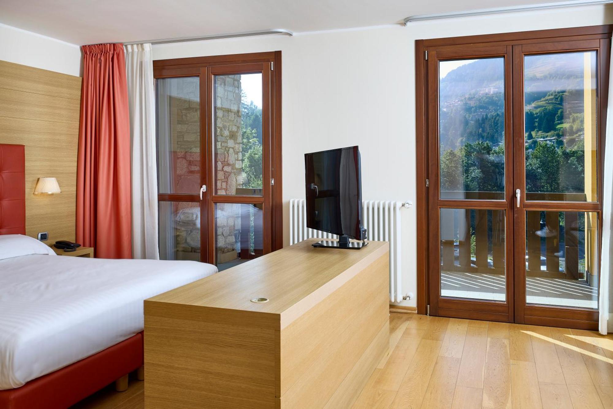 Blu Hotel Acquaseria Ponte Di Legno Værelse billede